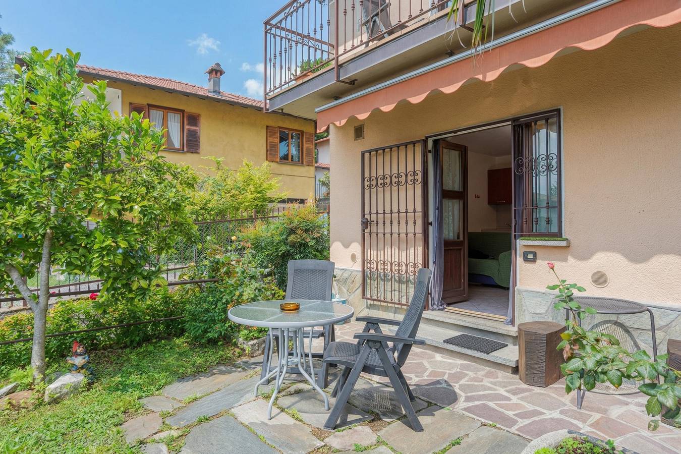 Ganze Wohnung, Co.Ri. Appartamenti Dependance in Gemeinde Menaggio, Comer See