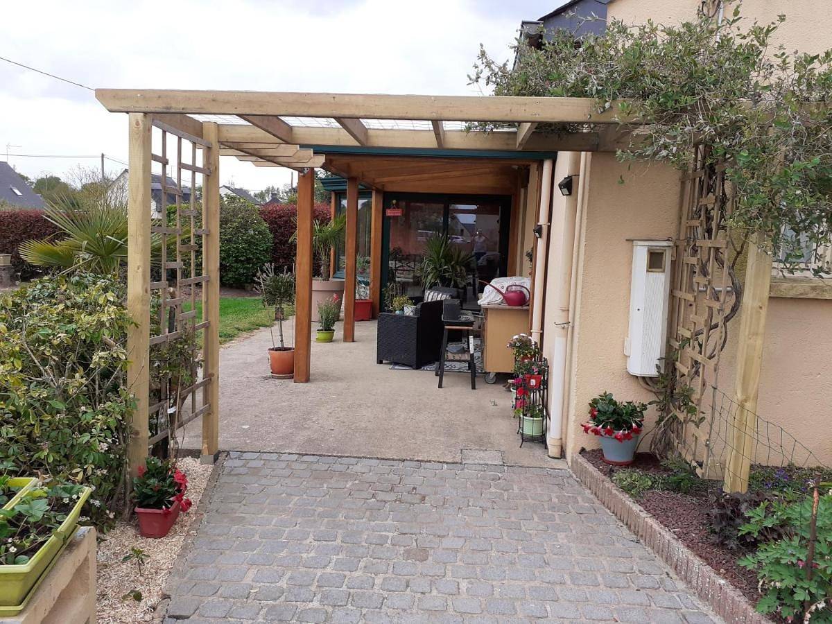 Appartement de vacances entier, Double Room with Garden View in Baulon, Région de Redon