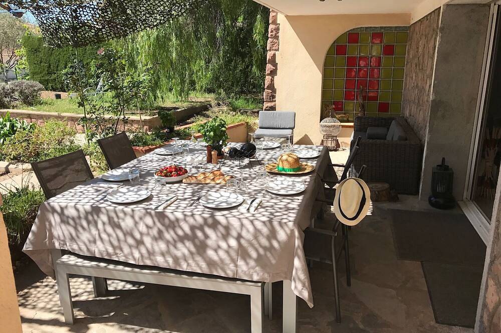 Villa pour 10 Personnes dans Boulouris, Saint-Raphaël