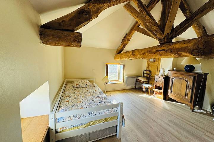 Location de vacances pour 6 personnes, avec jardin à Saint-Laurent-d'Oingt - 4