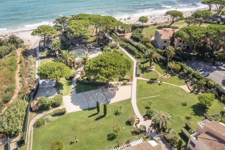 Gîte pour 6 personnes, avec balcon ainsi que bassin pour enfant et jardin, animaux acceptés dans Pramousquier - 2