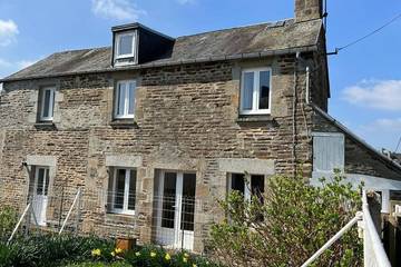 Gîte pour 4 personnes, avec terrasse à Sourdeval