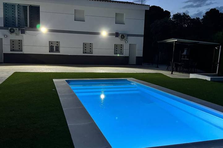 Chalet para 8 personas, con jardín - 1