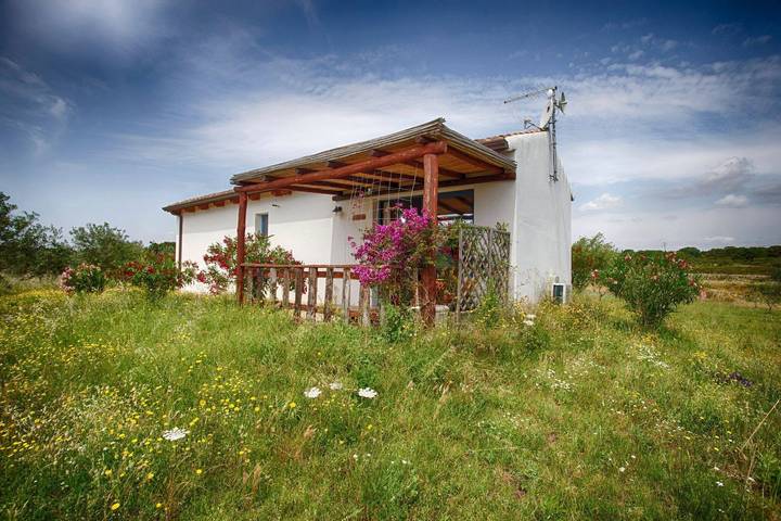 Maison d’hôte pour 2 personnes, avec jardin et terrasse dans Olbia