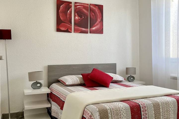 Very nice house courtyard Wifi-150 m from the beach- Promo 25% April-May- Oct in Valras-Plage, Mittelmeerküste (Frankreich)