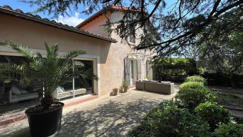 Villa pour 6 personnes, avec piscine et terrasse à Alès - 2