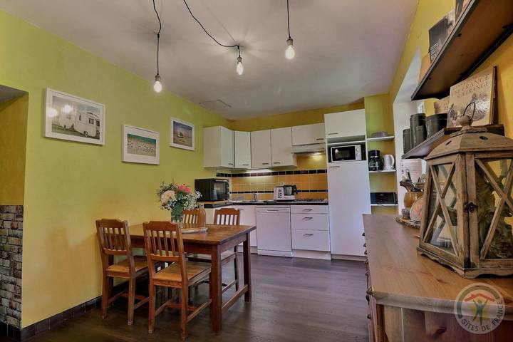 Gîte pour 4 personnes, avec Terrasse ainsi que Jardin et Vue à La Chapelle-Chaussée - 4