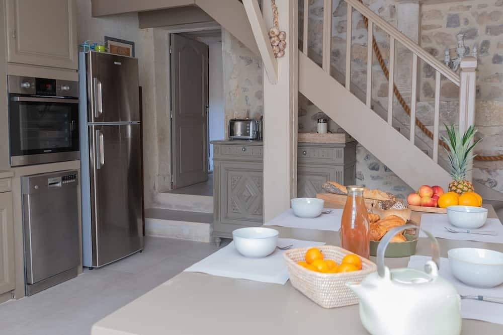 Ferienhaus-Eigenes Badezimmer-Komfort in Maussane-les-Alpilles, Arles und Umgebung