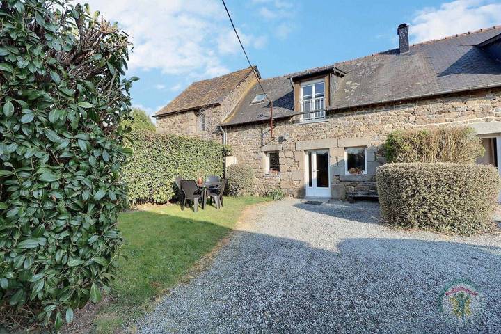Gîte pour 4 personnes, avec Jardin et Vue à Saint-Pierre-de-Plesguen