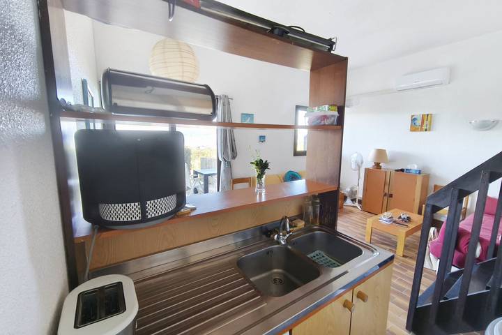 Gîte pour 4 personnes, avec terrasse et piscine à Albitreccia - 3