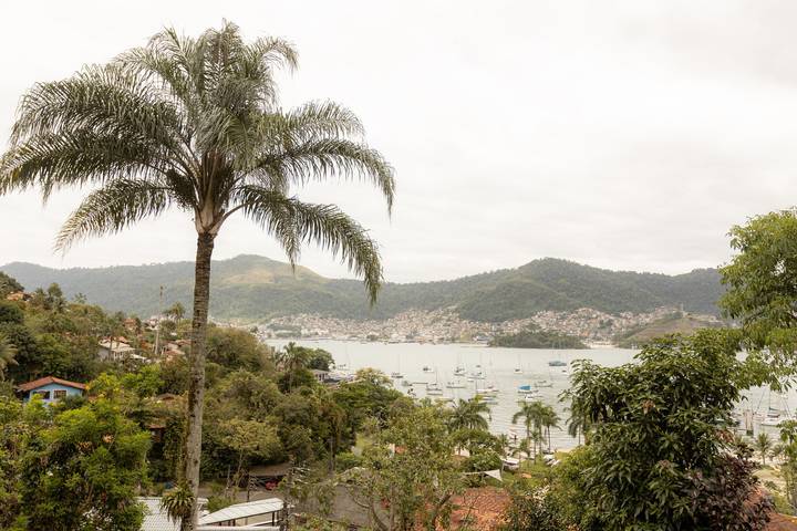 Casas e apartamentos de temporada para 3 pessoas, com animais de estimação em Angra dos Reis