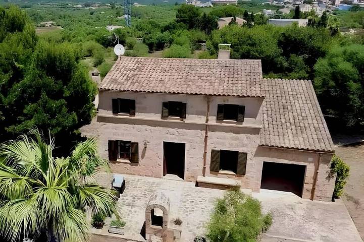 Villa für 6 Personen, mit Balkon und Garten sowie Pool - 1