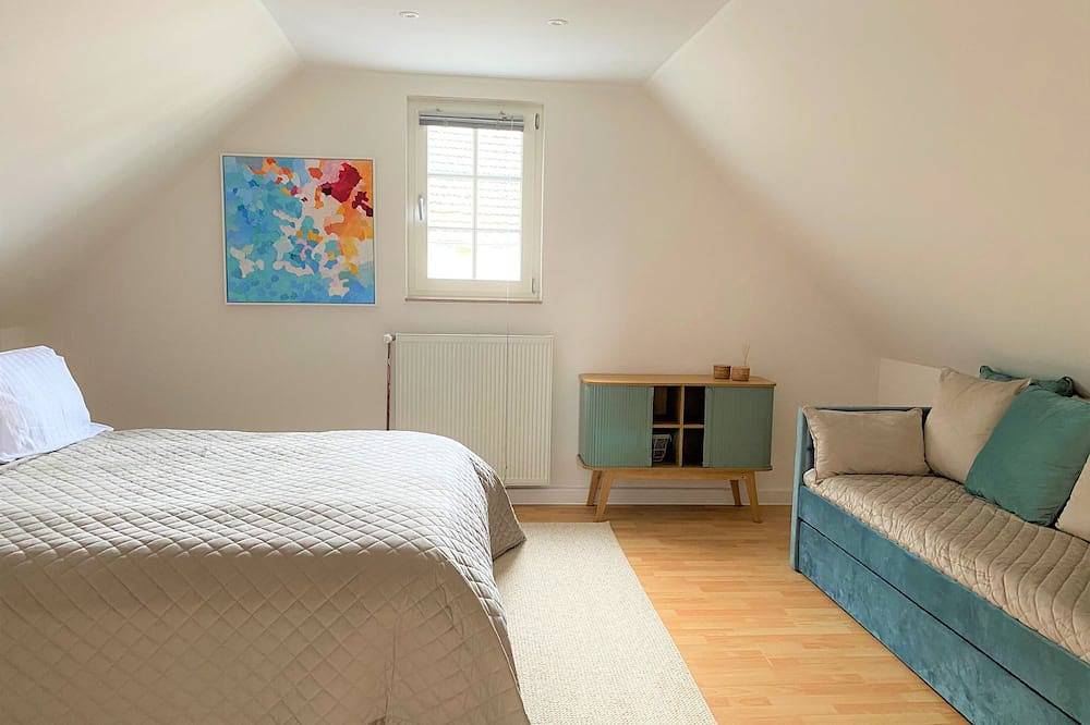 Verbringen Sie Ihren nächsten Urlaub auf dem Gelände einer Burg in Euskirchen, Rheinland