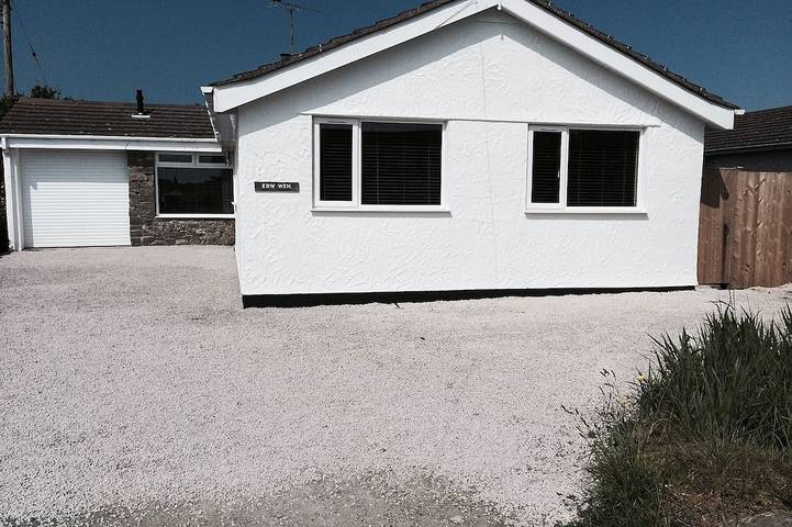 Holiday rental for 8 people, with terrace and garden in Rhosneigr