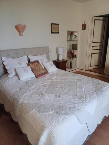 Chambre d’hôte pour 2 personnes, avec piscine ainsi que vue et jardin en Charente
