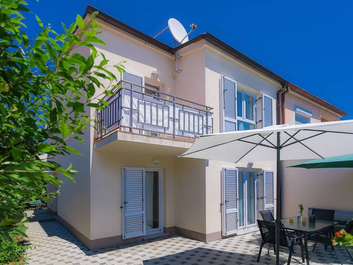 Feriehus for 6 personer, med terrasse og have, husdyr tilladt - 1