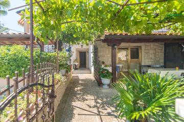 Vakantiewoning voor 4 Personen in Funtana, Vrsar-Funtana, Afbeelding 3