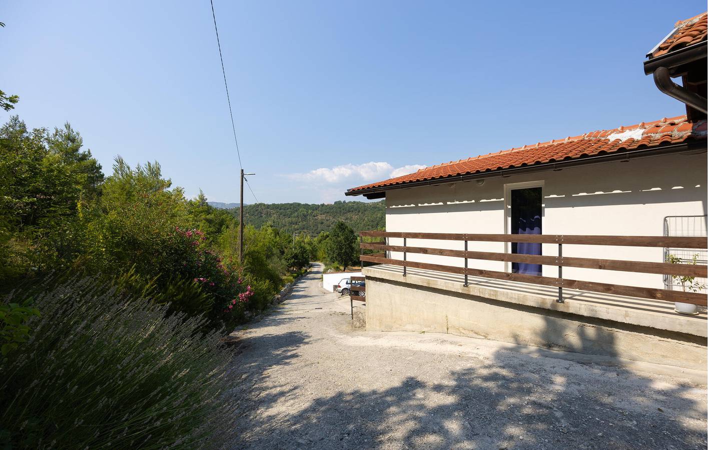 Ganze Ferienwohnung, Gemütliche 64 m² große Wohnung mit Terrasse, WLAN und nur 400 m vom Fluss Cetina entfernt in Slime, Split-Dalmatien