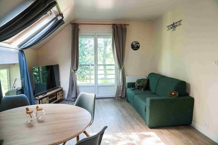Gîte pour 4 personnes, avec jacuzzi ainsi que sauna et jardin
