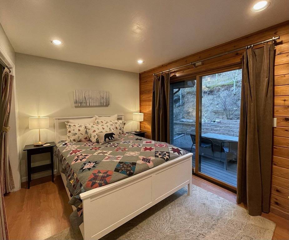 Mountain Retreat with Hot Tub Near State Park in Arapaho and Roosevelt National Forests