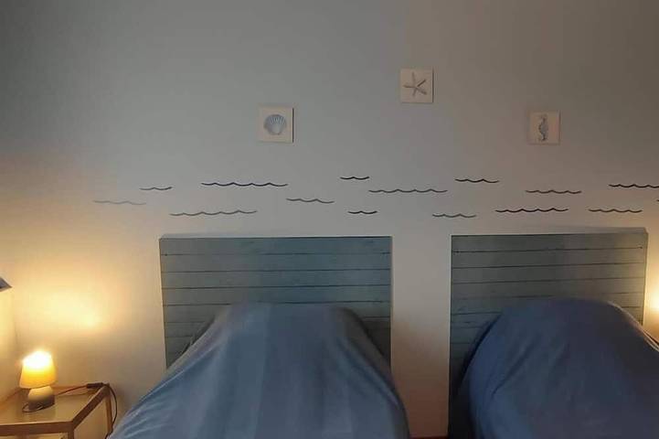 Gîte pour 5 personnes, avec piscine ainsi que jardin et terrasse, animaux acceptés à Puivert - 3