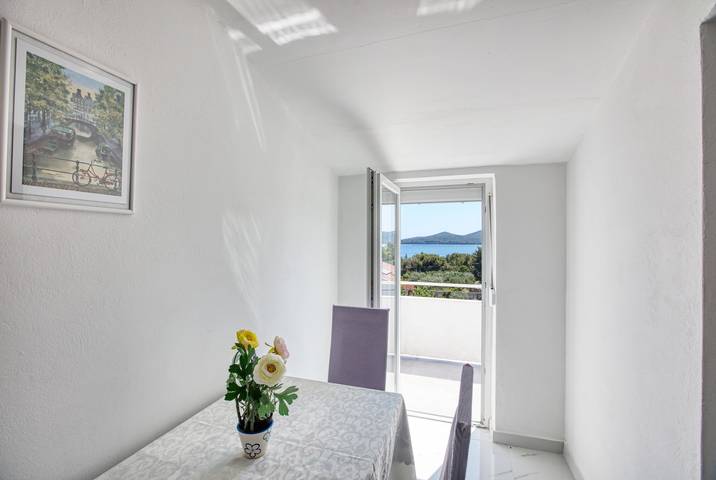 Ferienwohnung für 3 Personen, mit Balkon/Terrasse in Biograd na Moru - 4