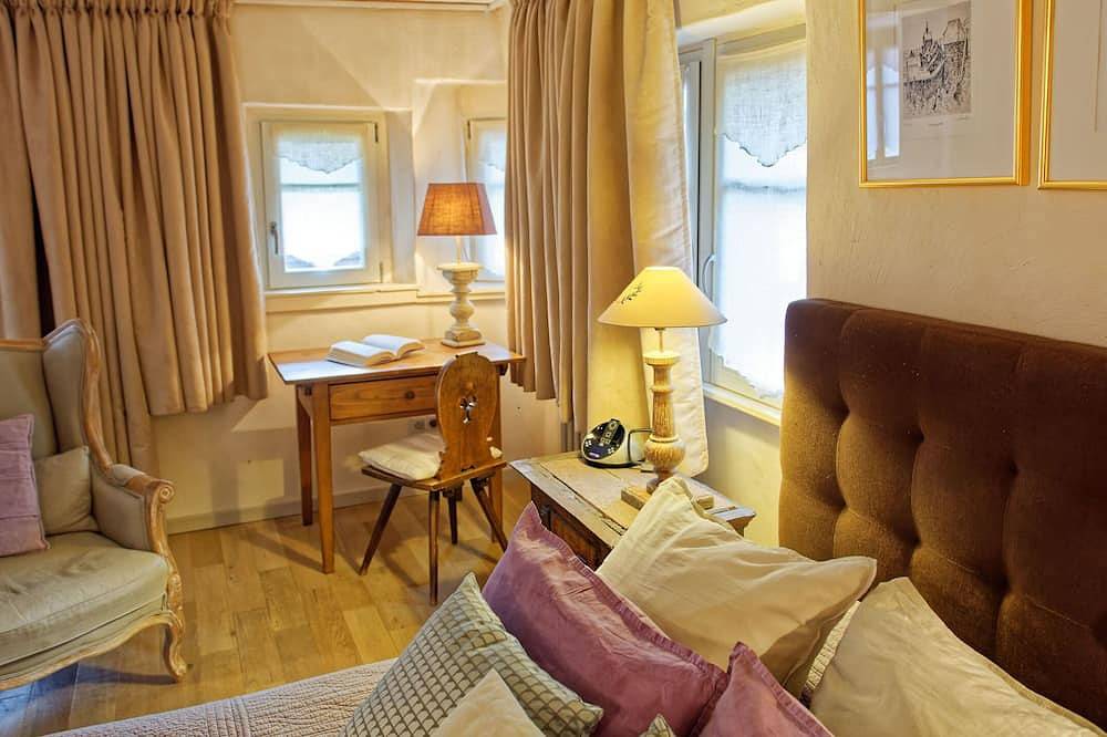 Apartamento entero, El Pequeño Lobo***** con balcón con vistas al jardín. in Riquewihr, Parque natural regional de los Ballons des Vosges