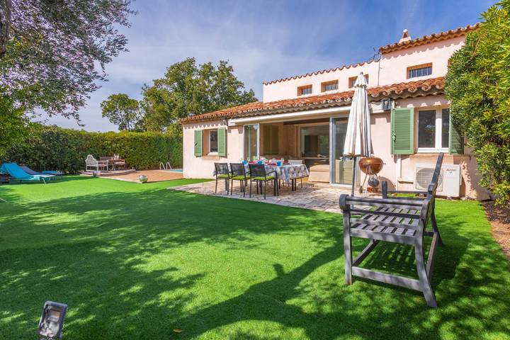 Ferienhaus für 6 Personen, mit Garten in Grimaud