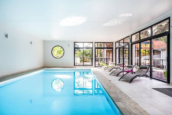 Appartement de vacances pour 4 personnes, avec terrasse ainsi que piscine et jardin à Rezé