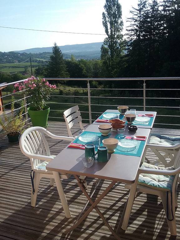 Location de vacances pour 2 personnes, avec piscine et jardin, animaux acceptés à Cluny - 3