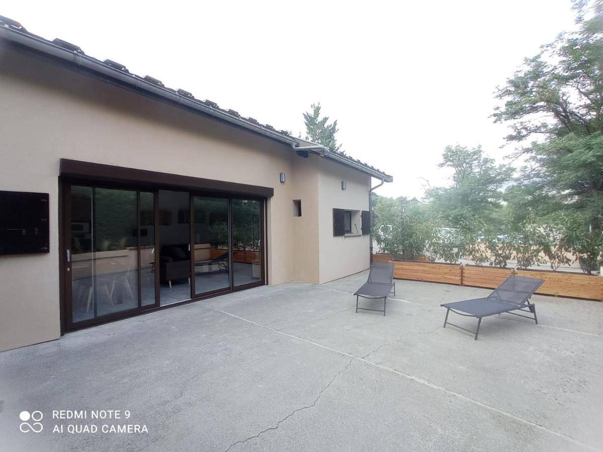 Four-Bedroom House in Embrun, Parc national des Écrins