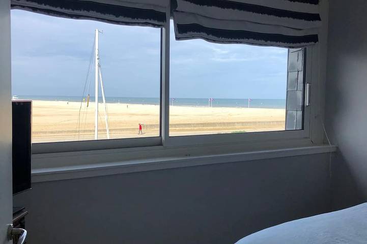 Waterfront house in deauville in Deauville, Lisieux region