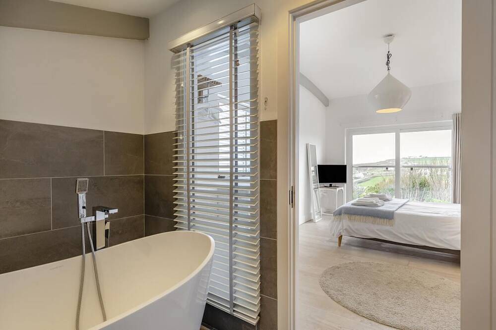 4 Bed in Widemouth Bay (oc-s34119) in Widemouth Bay, Cornwall