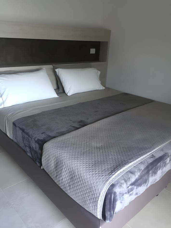 Appartamento per 2 persone, con vista lago e giardino in Tenno