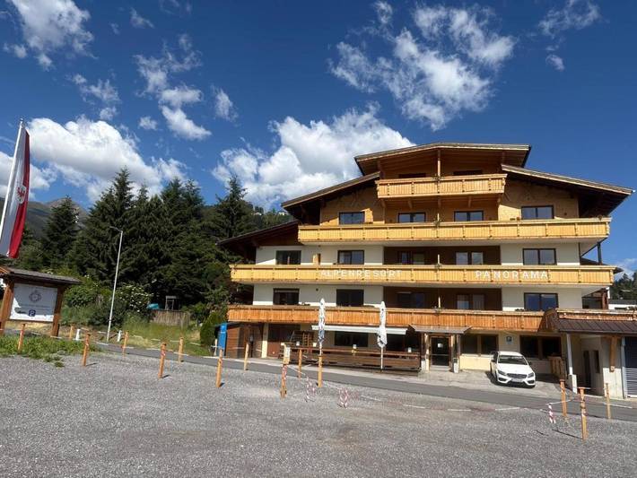 Hôtel pour 6 personnes, avec vue et jardin