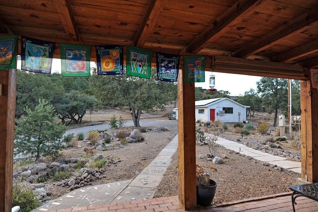 Ganze Wohnung, Genießen Sie Wildlife von Ihrem Schaukelstuhl und Swinging Bench auf Front Porch in Pinos Altos, Gila National Forest