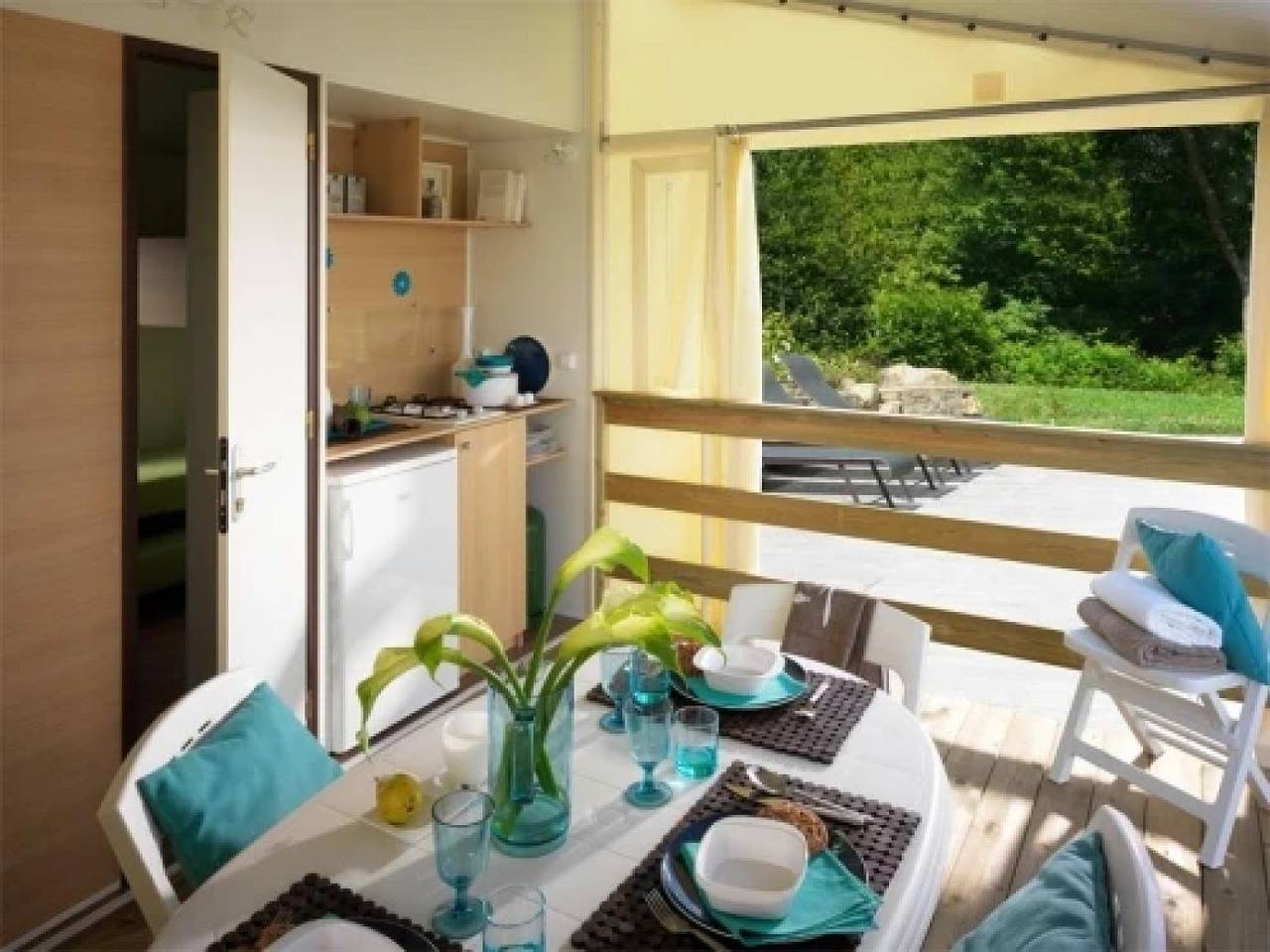 Zecamping 4* animé piscine dog friendly mobil-home Bbq 21m2 5 pers in La Bastide-de-Sérou, Parc naturel régional des Pyrénées ariégeoises