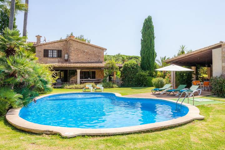 Stunning mountain view and pool - Villa Can Curt in Torrent de la Vall d'en Marc, Pollença