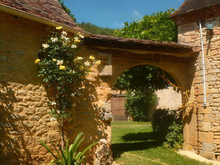 Gîte pour 4 personnes, avec piscine ainsi que jardin et terrasse à Fleurac - 4