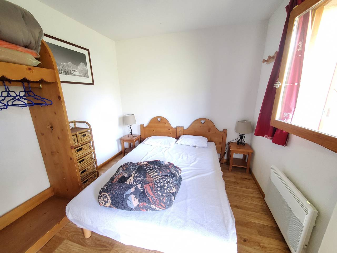 Entire apartment, Holiday apartment for 6 people with terrace in Super Besse, Besse-et-Saint-Anastaise