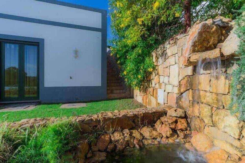Villa Areias Ii - Beautiful landscape garden in Estoi, Faro
