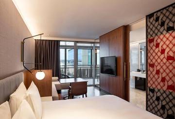 Hôtel pour 3 personnes, avec jacuzzi et piscine ainsi que sauna et jardin à Auckland