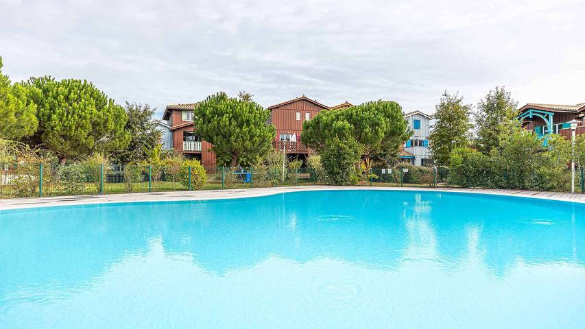 Gîte pour 8 personnes, avec piscine et terrasse, adapté aux familles à Le Teich - 2