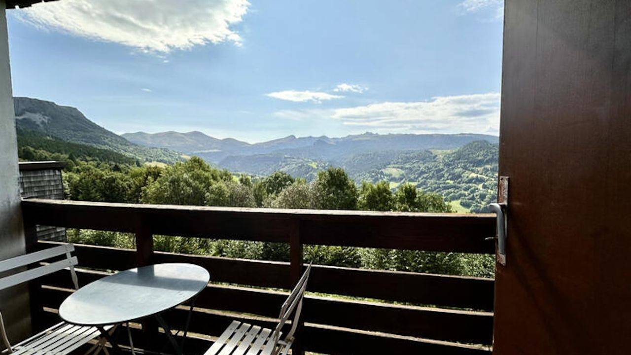 Apartamento vacacional entero, Ferienwohnung für 5 Personen (45 m²) in Murat-le-Quaire in Murat-le-Quaire, Parque Natural Regional Volcans d'Auvergne