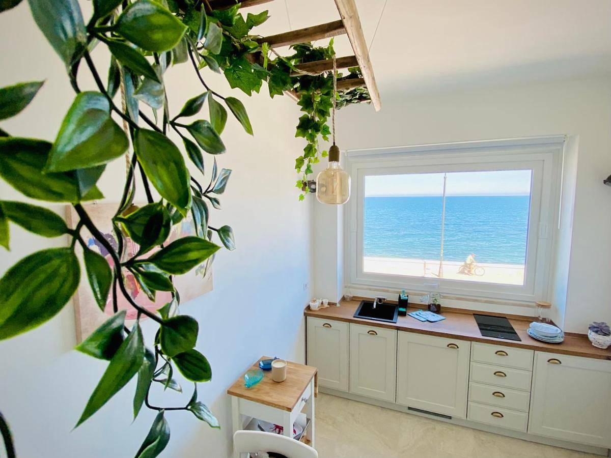 Appartamento intero, Apartment with Garden View in Molfetta, Provincia di Bari