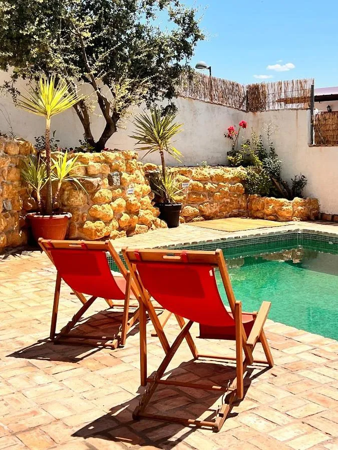 Casa de vacaciones para 6 personas, con jardín además de terraza y piscina, Se admiten mascotas - 1