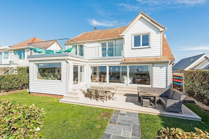 Cottage for 12 people, with garden in West Wittering