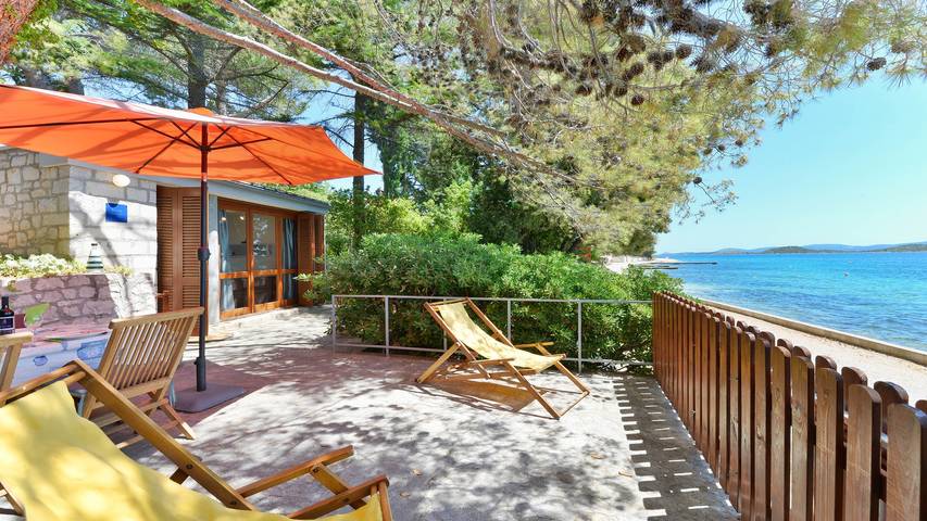 Ferienhaus für 3 Personen, mit Garten und Terrasse sowie Meerblick in Sveti Petar na Moru