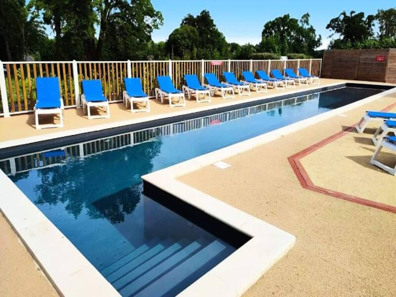 Appartement entier, Studio 2 personnes in Gonneville-sur-Honfleur, Région de Lisieux