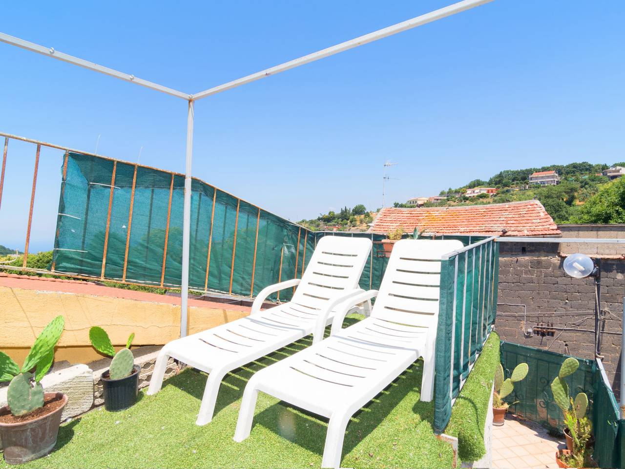 Ganze Wohnung, Mansardina sui Due Golfi in Sant'Agata sui Due Golfi, Neapel Provinz